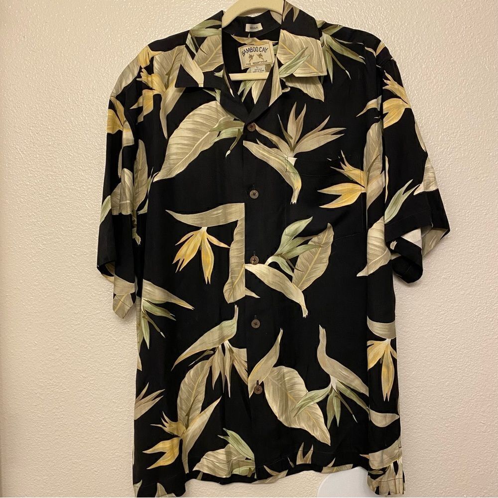 Bamboo Cay 100% silk vintage Short Sleeve button up Shirt tropical floral top L